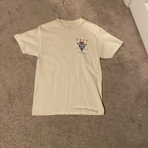 Cream casual tee
